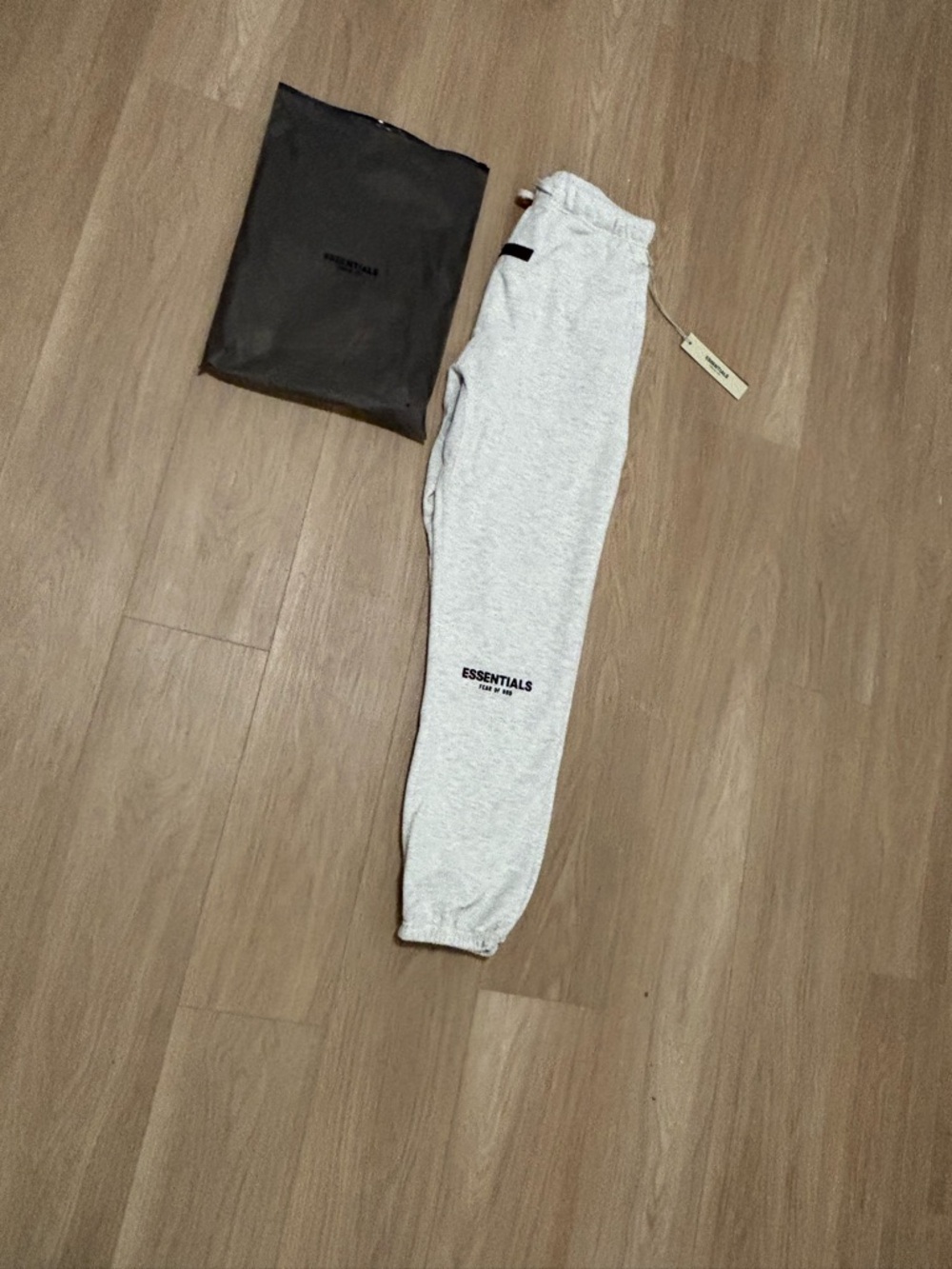 Essentials Heather Gray Jogger Sweatpants new with tags and dust bag